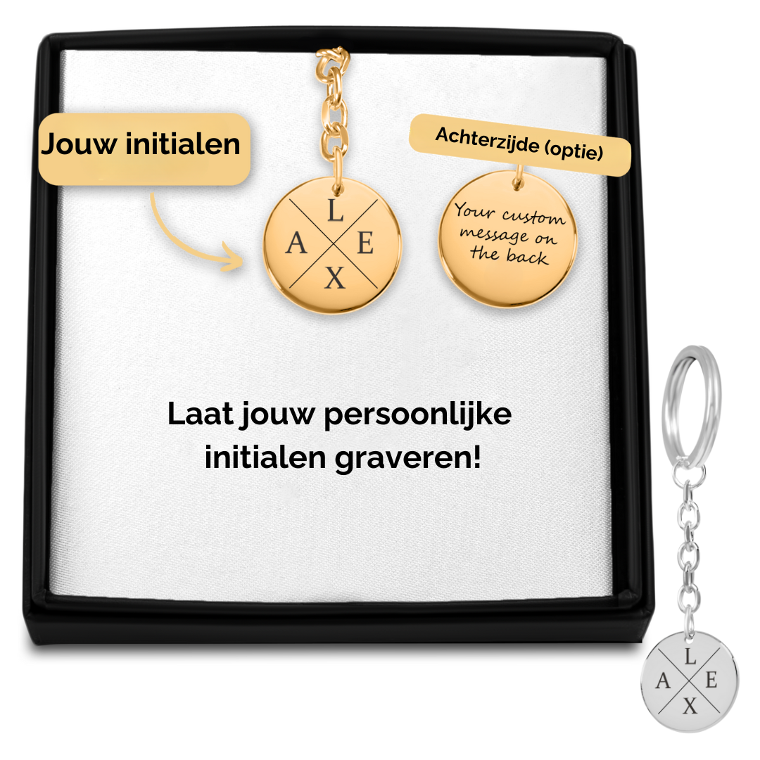 Sleutelhanger initialen 4 letters gegraveerd op hanger munt